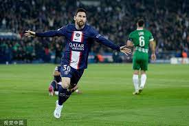 Exposer les géants de la Premier League 3 assiègent Messi
